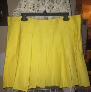 Wildcat yellow skirt 2x
